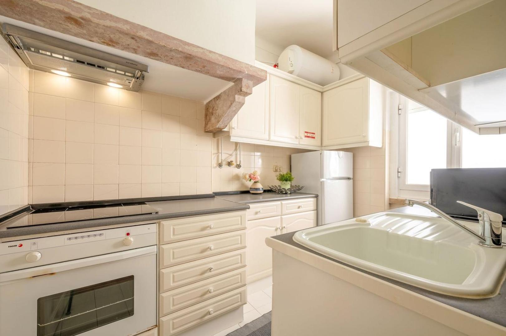 Guestready - Lisbon's Charme Rouge Apartment Lissabon